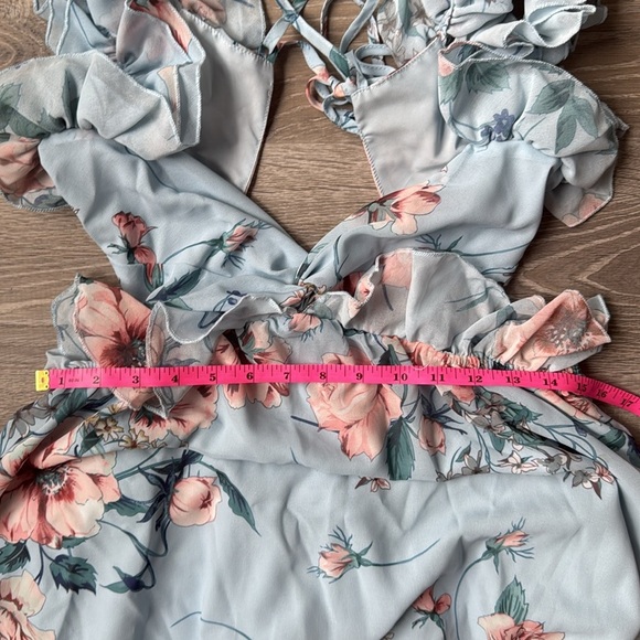 NEW Petal and Pup Women's Lucah Frill Shoulder Maxi Dress Large - Picture 12 of 13